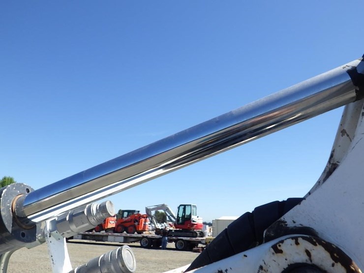 bobcat-hydraulic-excavator-image-24