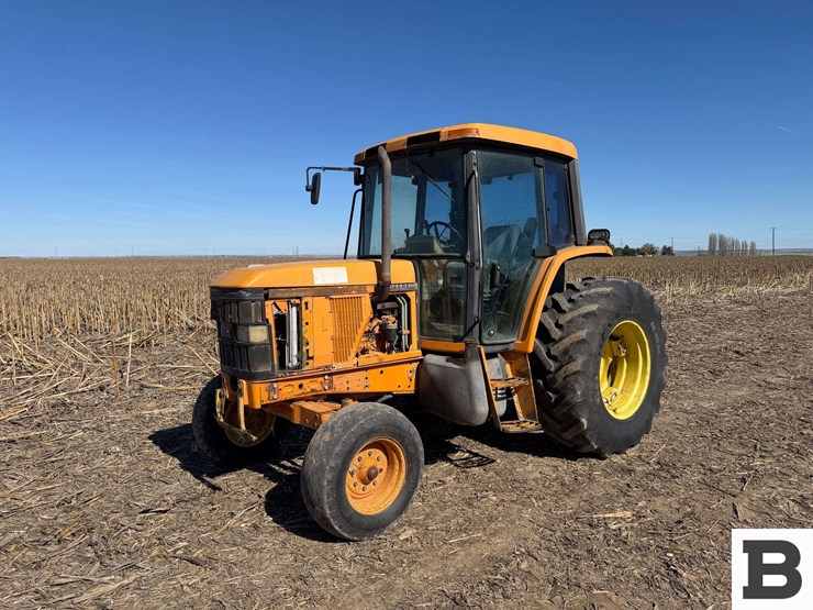 john-deere-tractor-image-2