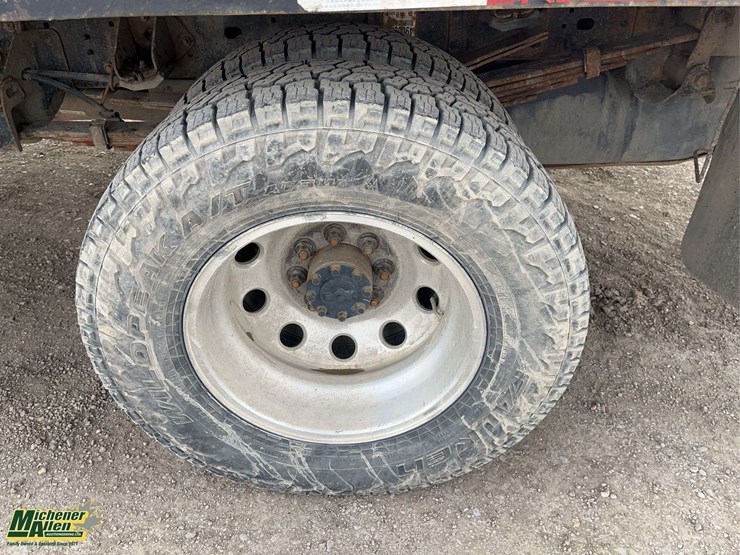 2015-dodge-3500-image-10