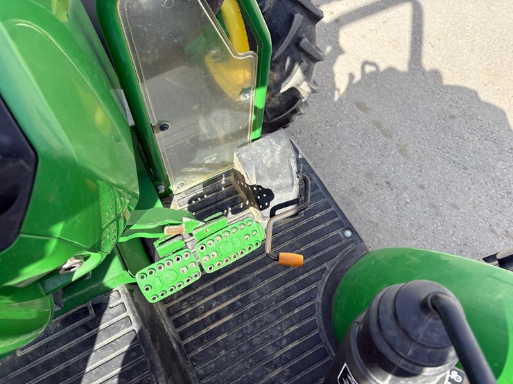 john-deere-5075e-image-24