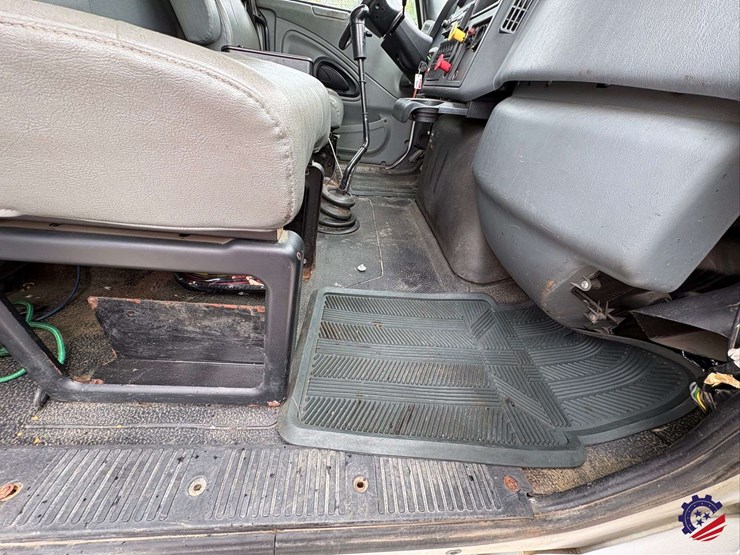 2007-international-sf525-t/a-dump-truck-image-61