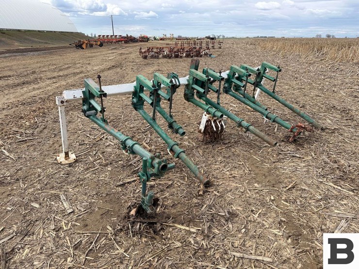 12'-3pt-cultivator-toolbar-image-3