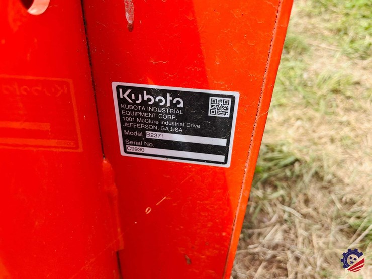 2022-kubota-lx2610hsd-image-23
