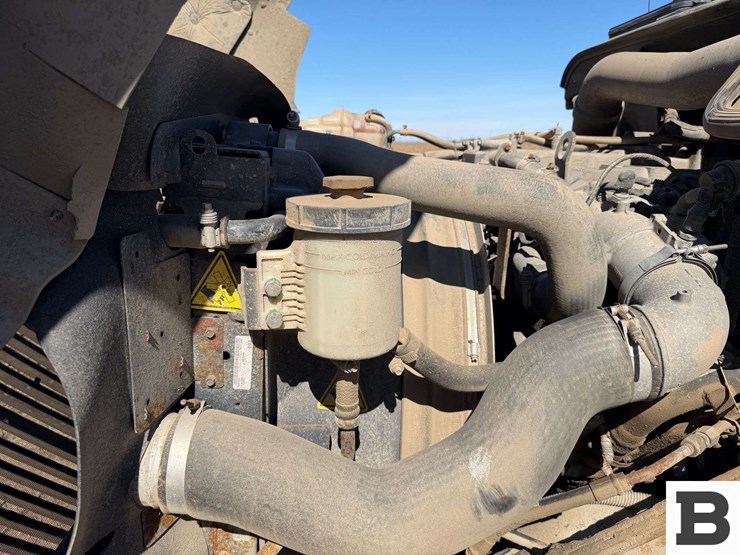 2013-international-prostar-image-32