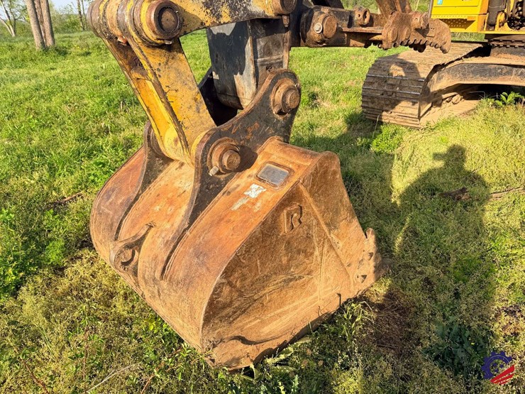 2019-deere-160g-lc-image-11