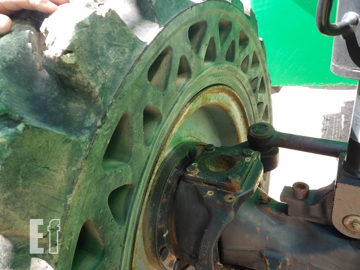 2017-sky-trak-10042-image-8