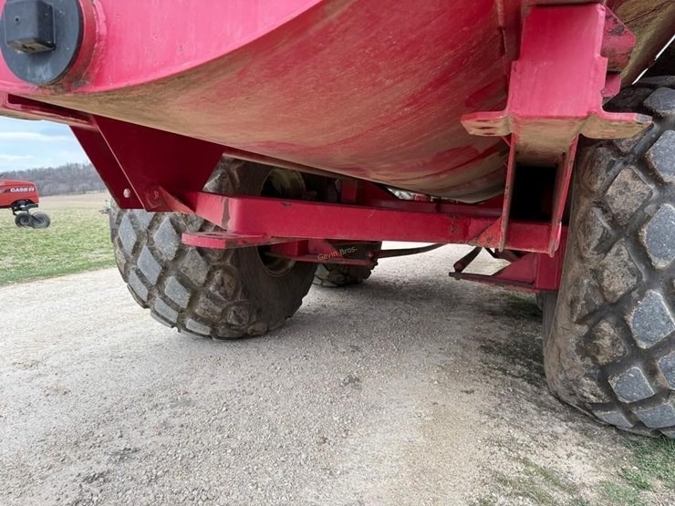 jamesway-auto-trac-5600-gallon-manure-tanker-image-15