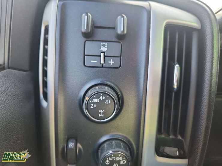 2015-gmc-sierra-1500-image-21