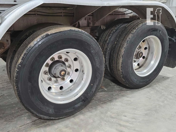 1994-polar-tank-image-19