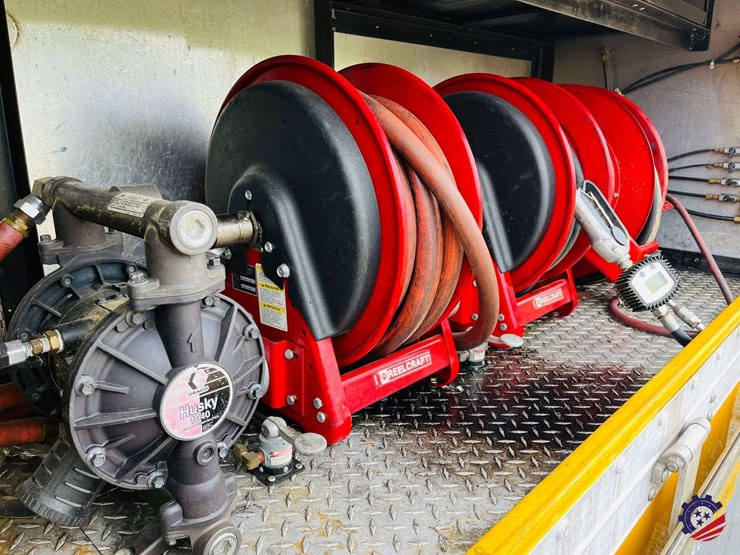 2009-gmc-savana-s/a-enclosed-roadside-service-truck-image-36