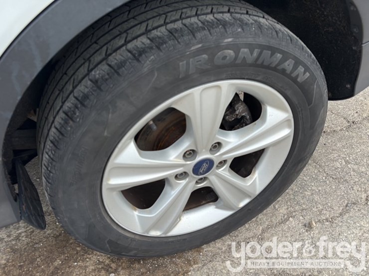 2014-ford-escape-image-11