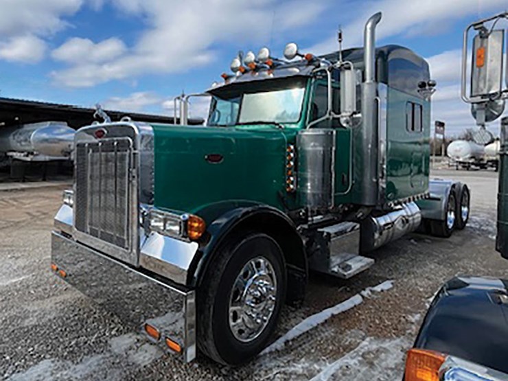 2007-peterbilt-379-image-3