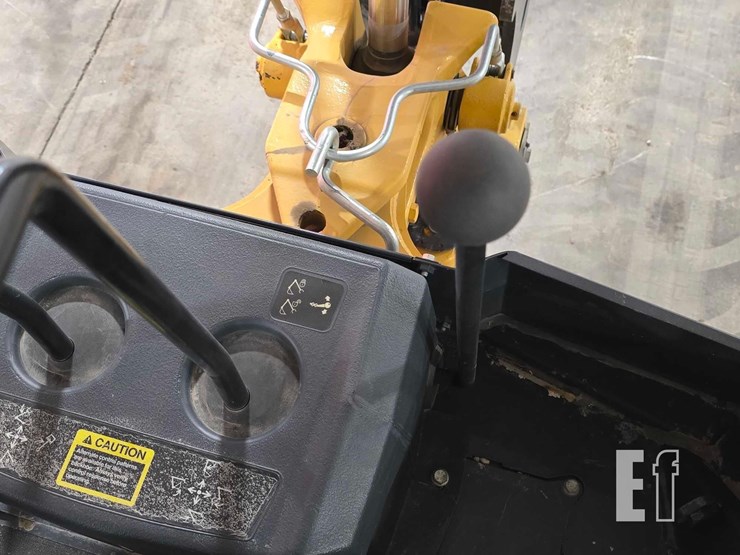 2023-deere-310-g-tier-image-27