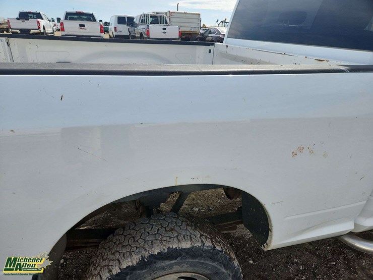 2013-dodge-2500-image-39