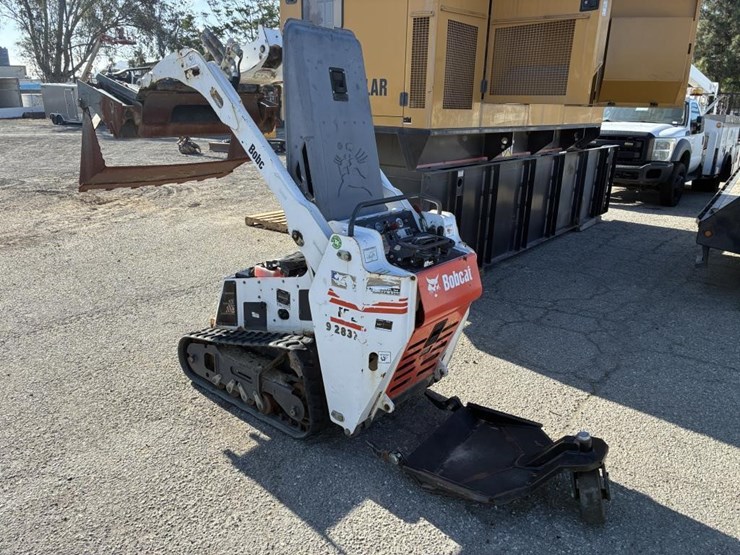 2015-bobcat-mt52-image-4