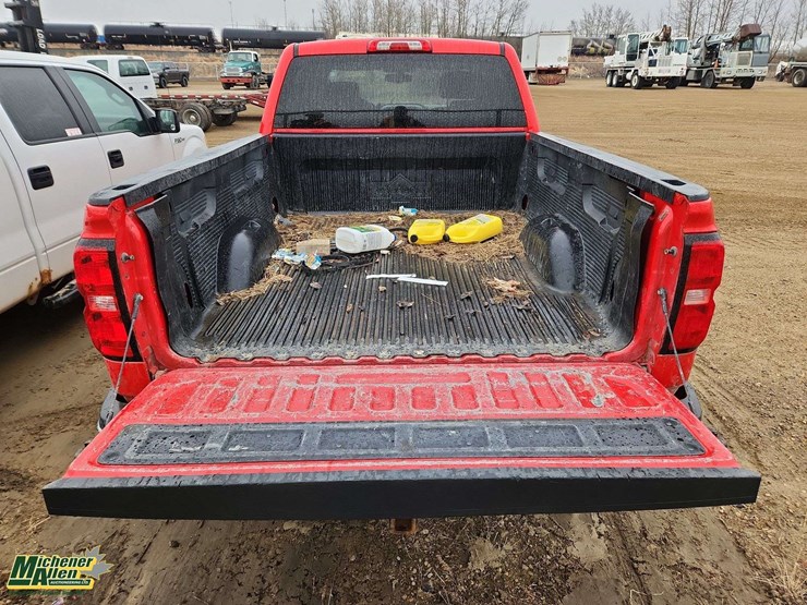 2019-chevrolet-silverado-2500hd-image-23