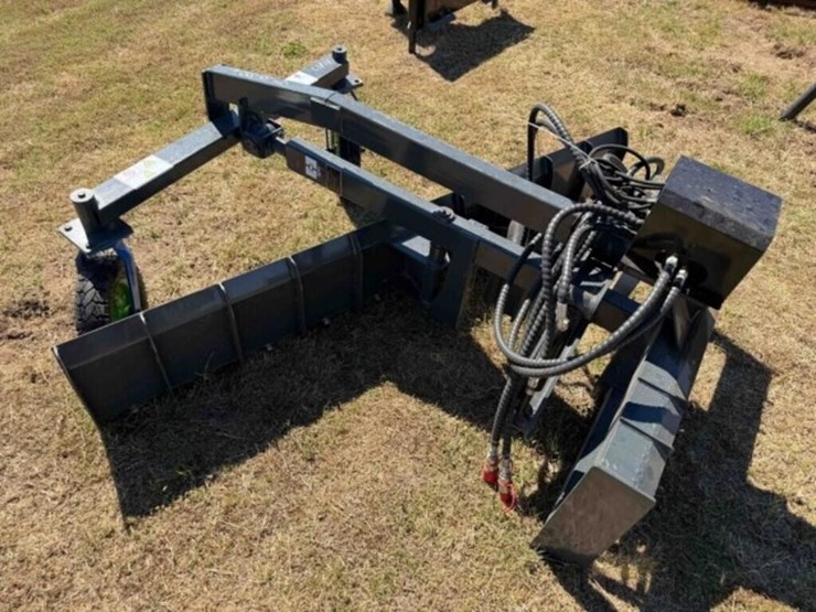 giyi-skid-steer-grader-image-6