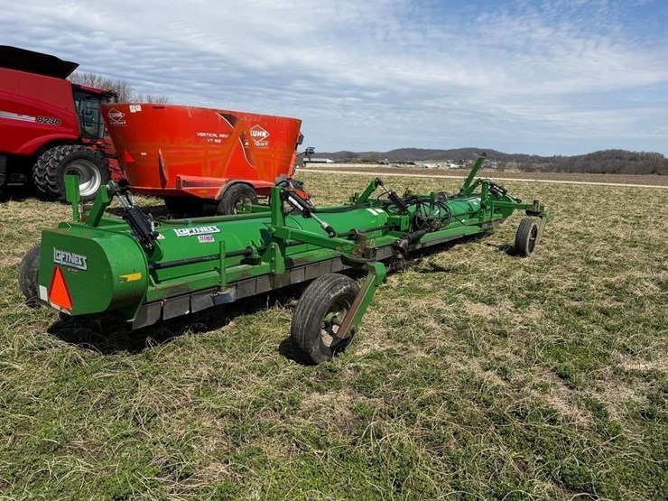 loftness-30’-stalk-chopper-image-11