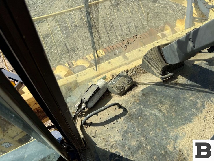 1996-new-holland-fx45-image-59