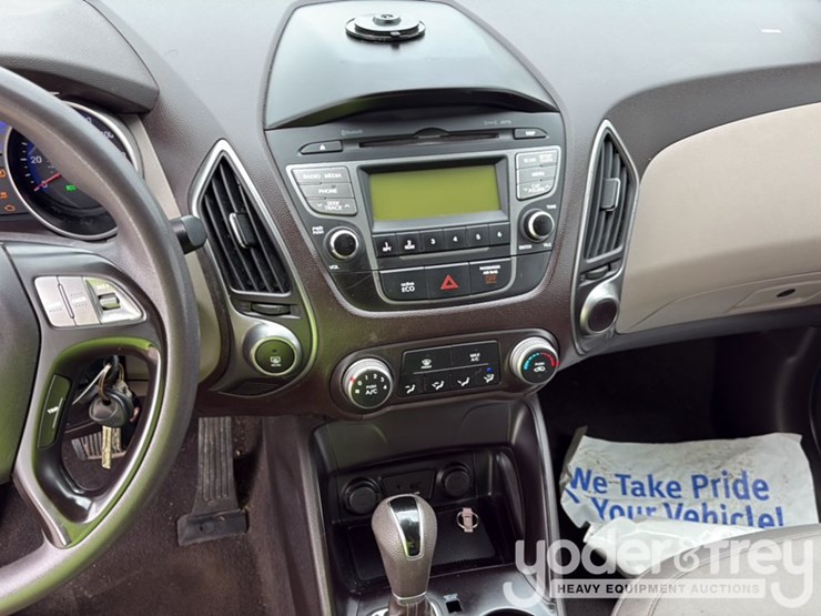 2015-hyundai-tucson-image-40