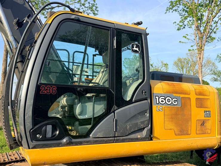2019-deere-160g-lc-image-29