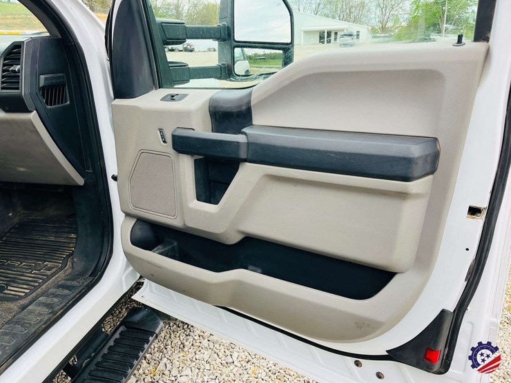 2018-ford-f550-image-52