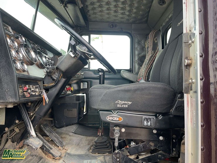 1998-kenworth-t800-image-13