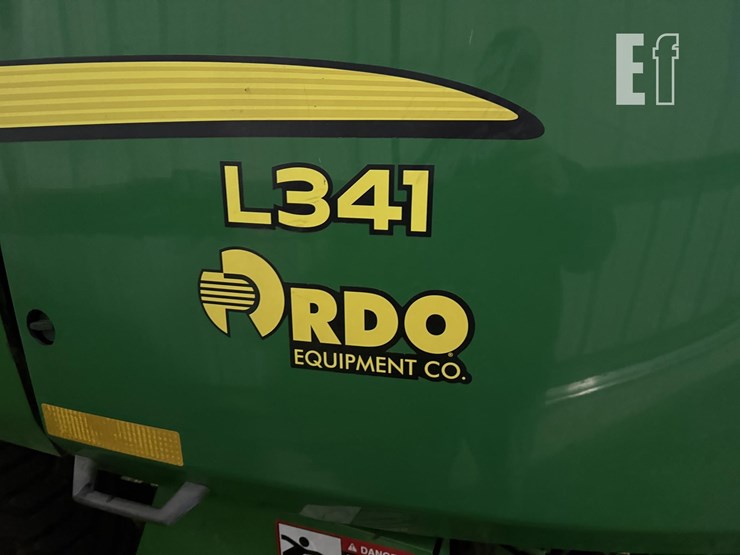 john-deere-l341-image-11