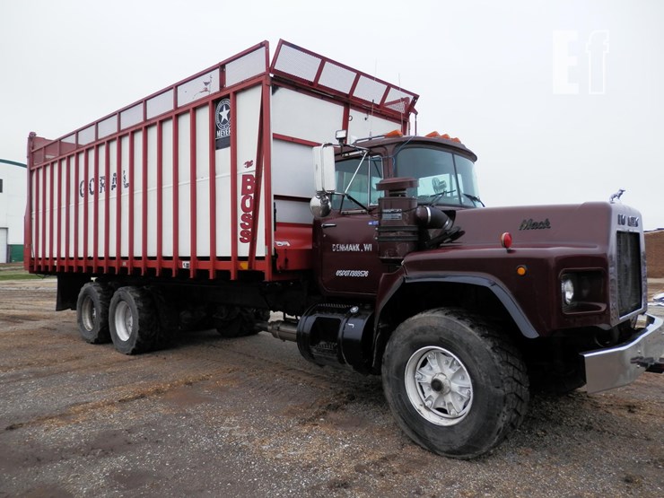 1992-mack-rd688s-image-1