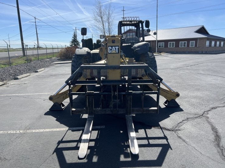 2013-caterpillar-th560b-image-8