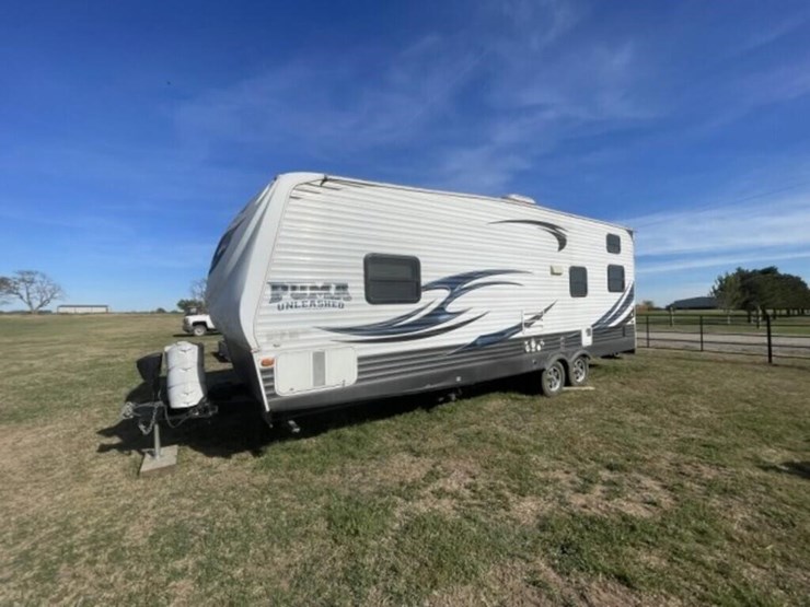 2014-forest-river-26’-puma-toy-hauler-rv-travel-image-30