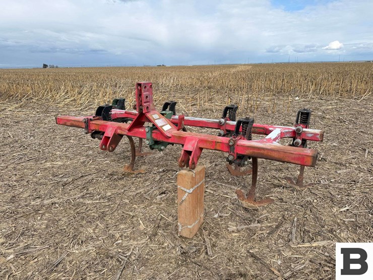 custom-cut-3pt-cultivator-toolbar-image-2