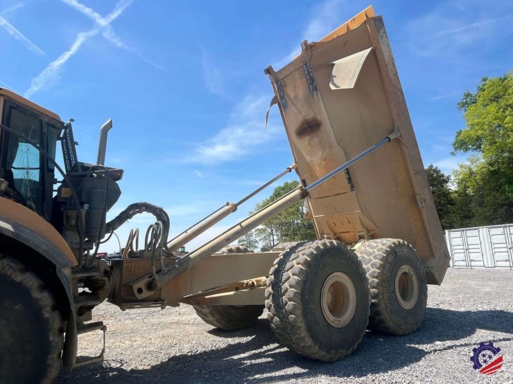 2012-volvo-a40f-image-63