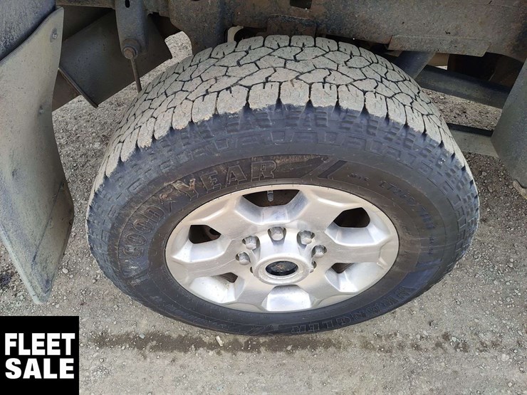 2018-dodge-2500-image-11