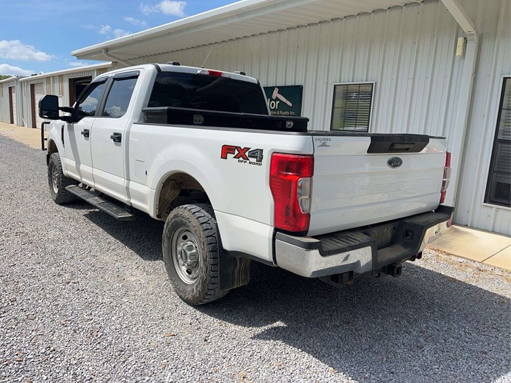2020-ford-f250-image-11