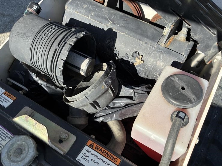 2015-bobcat-mt52-image-20