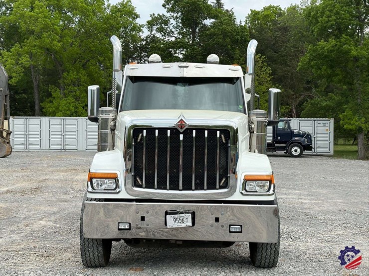 2024-international-hx520-image-17