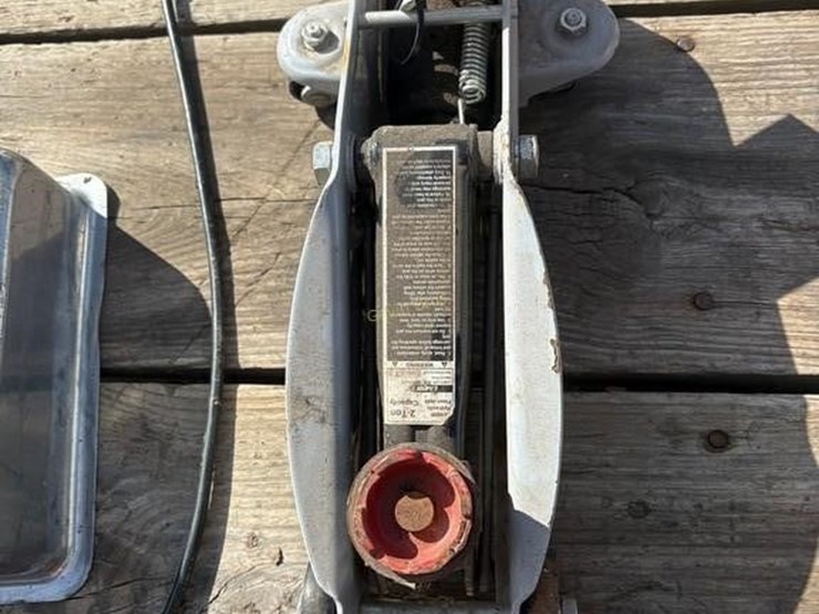 2-ton-jack-image-2