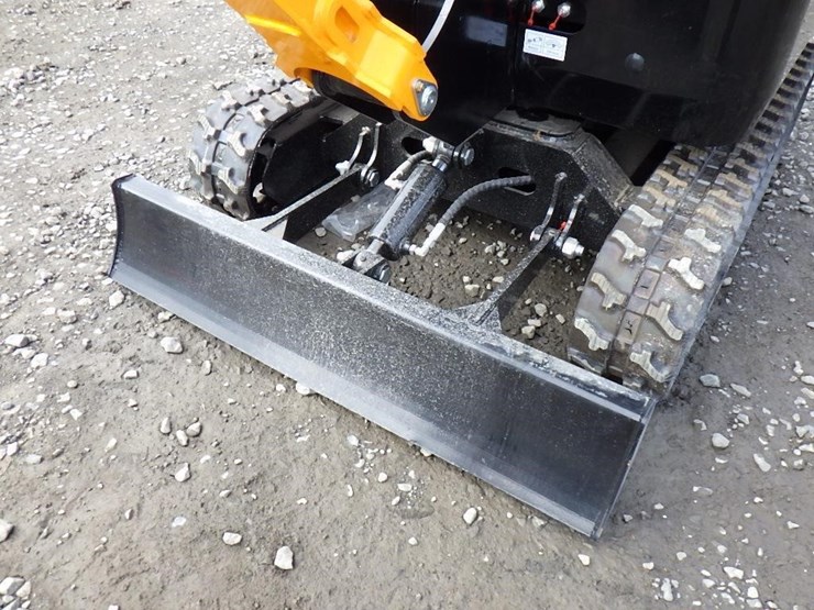 2026-vicsec-20-hydraulic-excavator-image-9