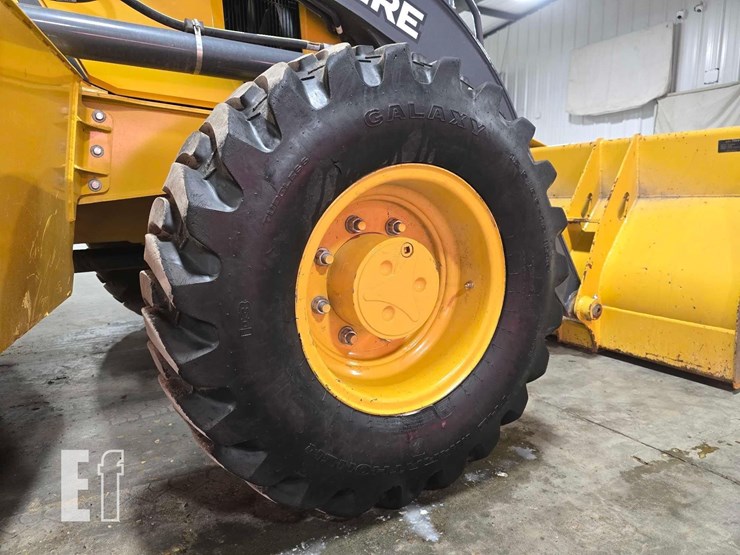 2023-deere-320-p-tier-image-26