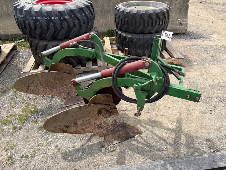 john-deere-2-image-2