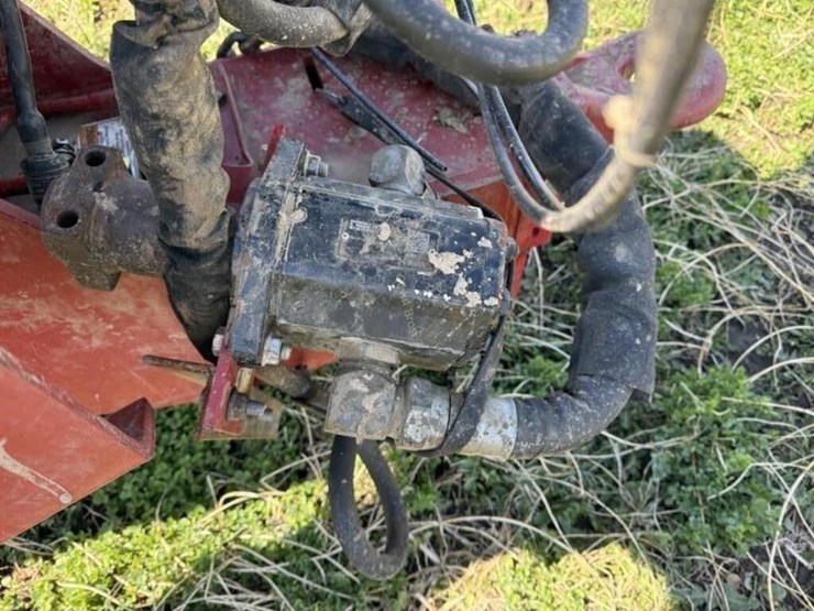 2008-case-ih-1200-image-23