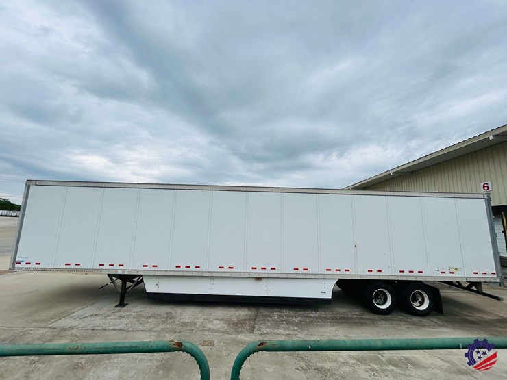 2015-vanguard-53-ft-image-5