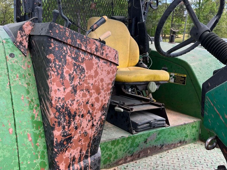 john-deere-6405-image-13