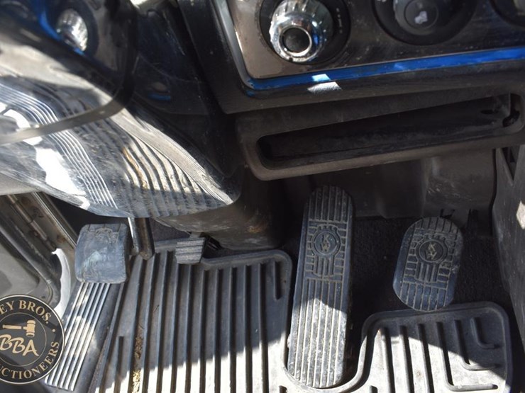 2013-kenworth-t660-image-45