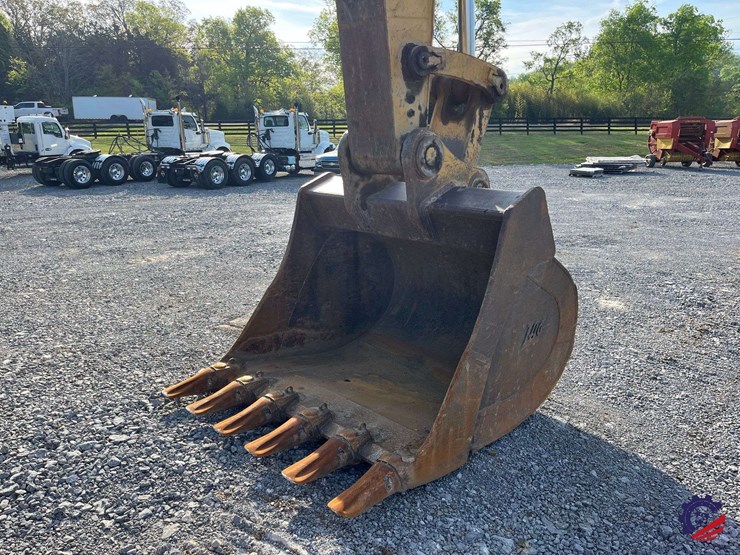 2010-caterpillar-345dl-image-46