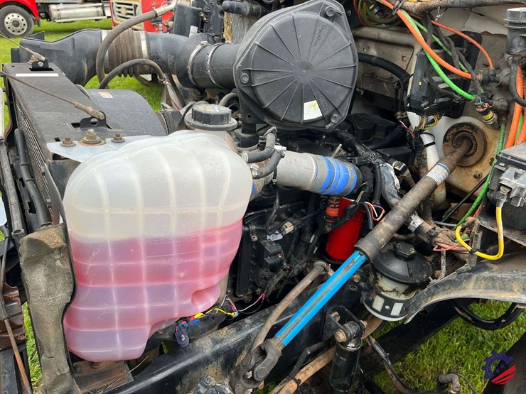 2006-ford-f750-image-33