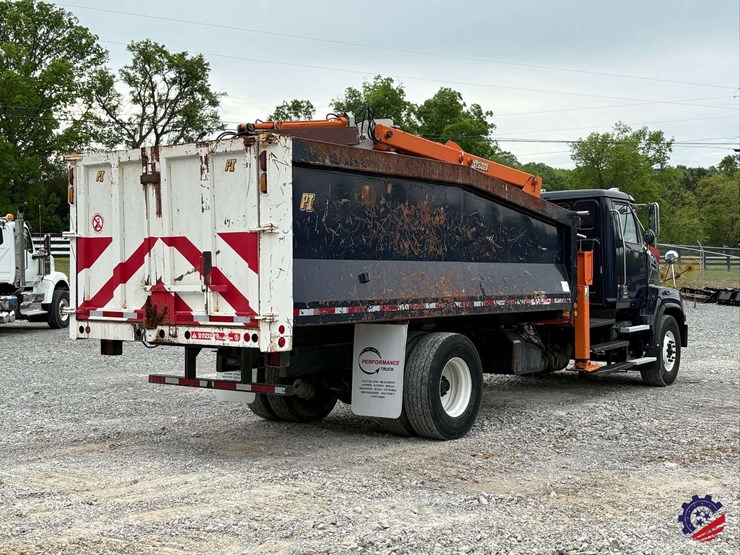 2019-western-star-4700-image-32