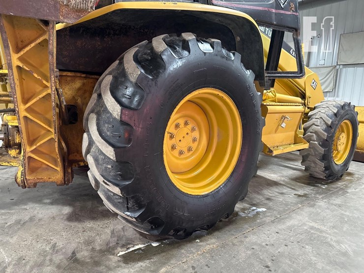 2001-caterpillar-420d-image-36