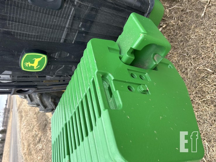 2014-john-deere-8320r-image-12